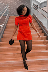 HOLLY CHIC